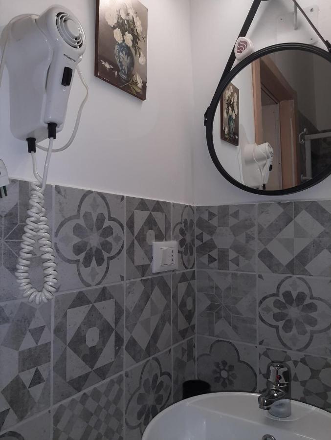 Casa Vacanza Di Via Giacalone Palermo Eksteriør bilde