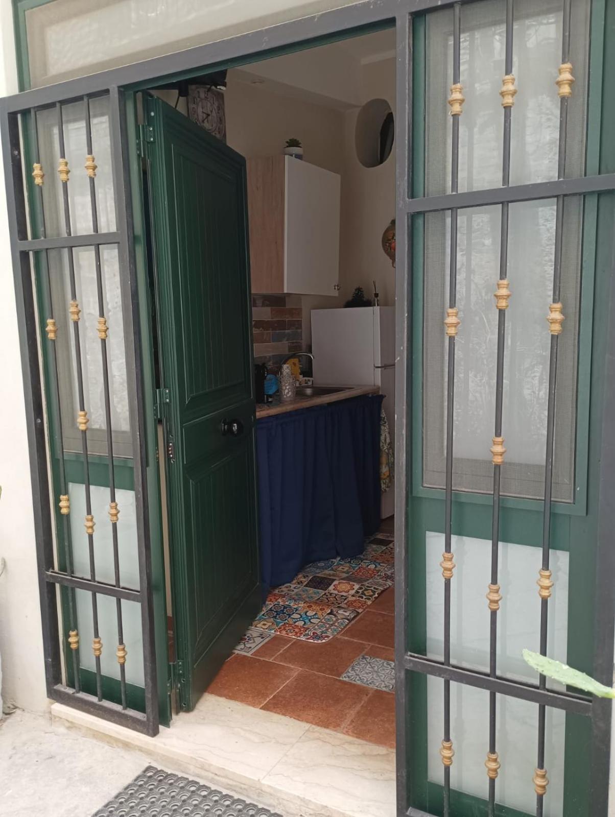 Casa Vacanza Di Via Giacalone Palermo Eksteriør bilde